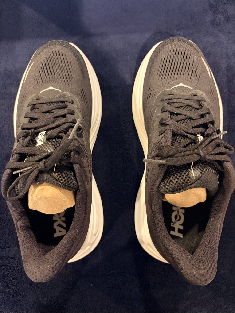Hoka Men's Black and White Athletic Running Shoes Bondi 9- size 9.5 D